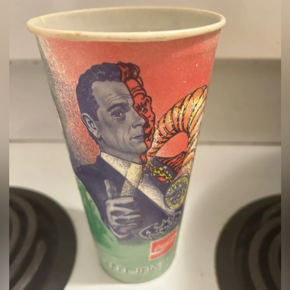 Rare Vintage 1995 McDonalds Batman Forever Paper Cups Two Face Riddler - Picture 1 of 4